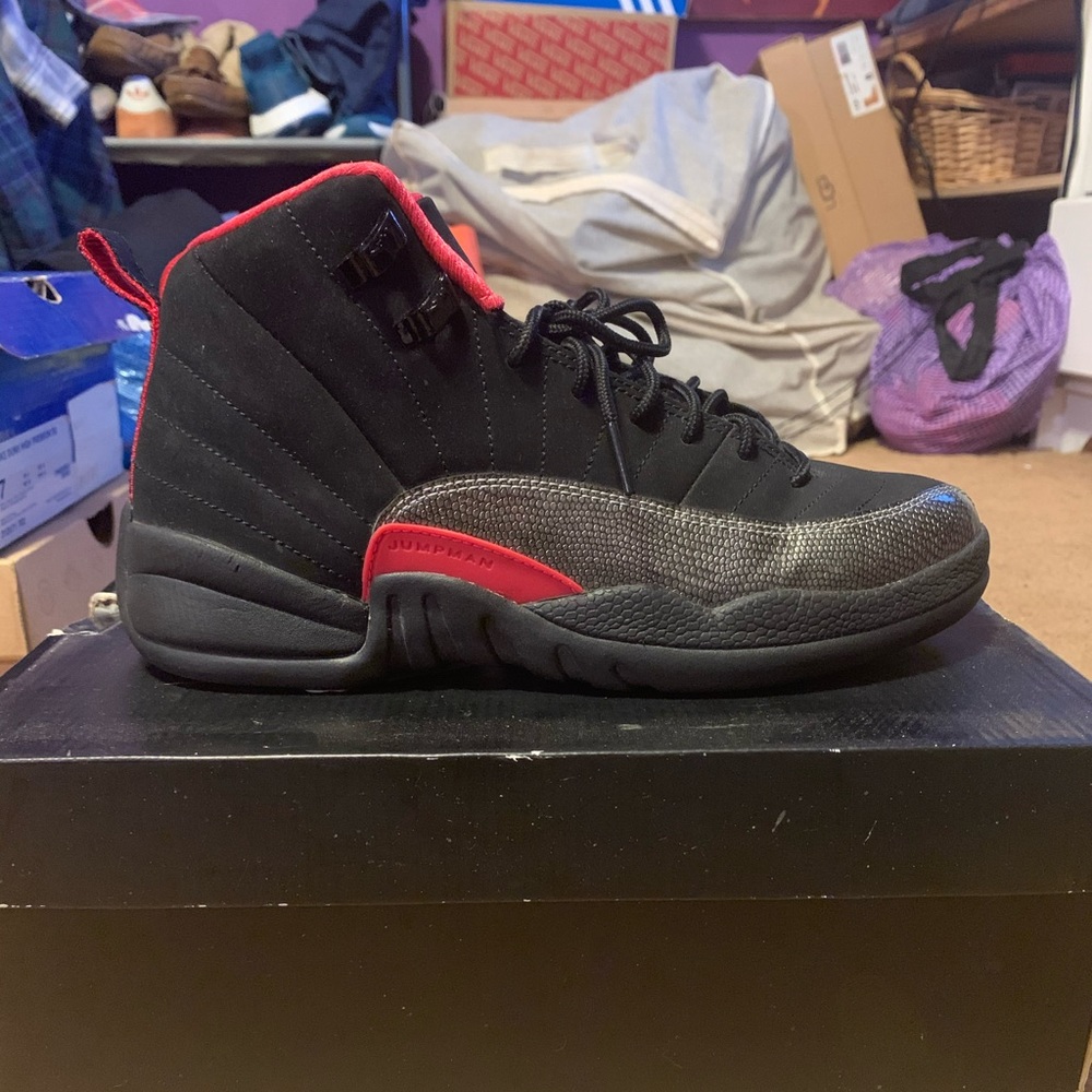 Air Jordan 12 Siren Red Gradeschool